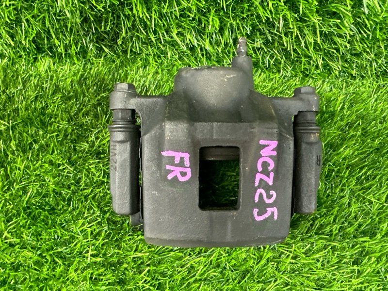 Суппорт TOYOTA RAUM NCZ25 передний левый (б/у)