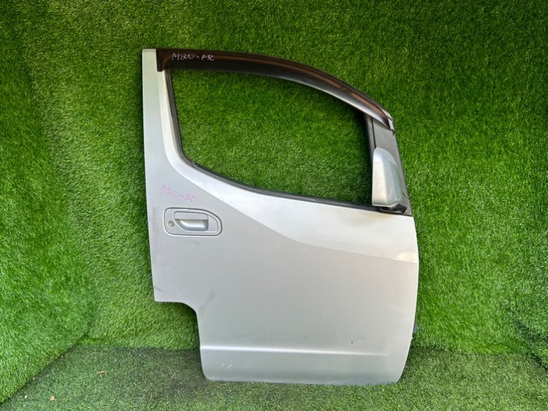 Дверь Nissan NV200 VM20 M20 передняя правая (б/у)