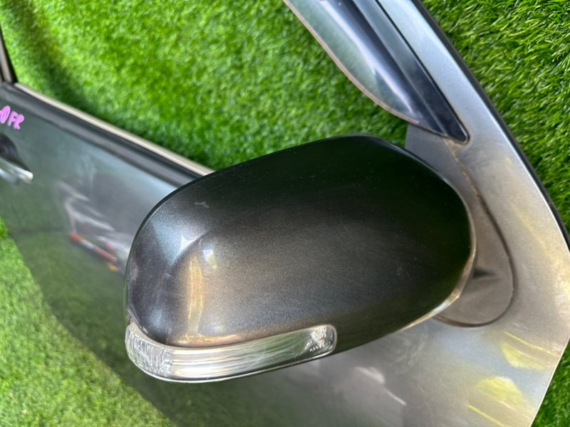 Ухо TOYOTA Sienta NCP81 правое (б/у)