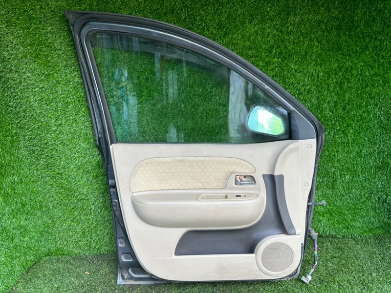 Обшивка двери TOYOTA Sienta NCP81 передняя левая (б/у)