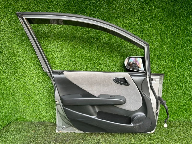 Обшивка двери Honda FIT GD3 передняя левая (б/у)