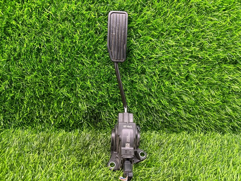 Педаль газа Honda FREED GB3 L15A 2012 (б/у)