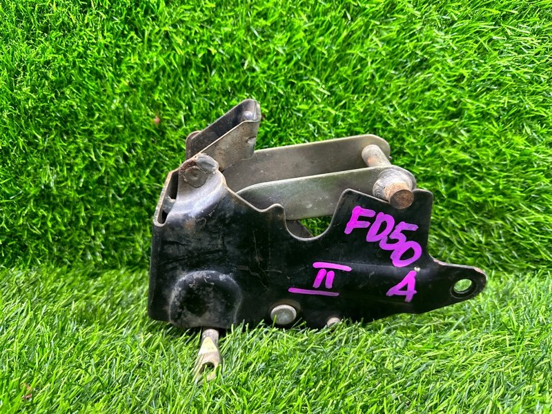 Крепление кабины MITSUBISHI FUSO CANTER FD50A 4M40 (б/у)