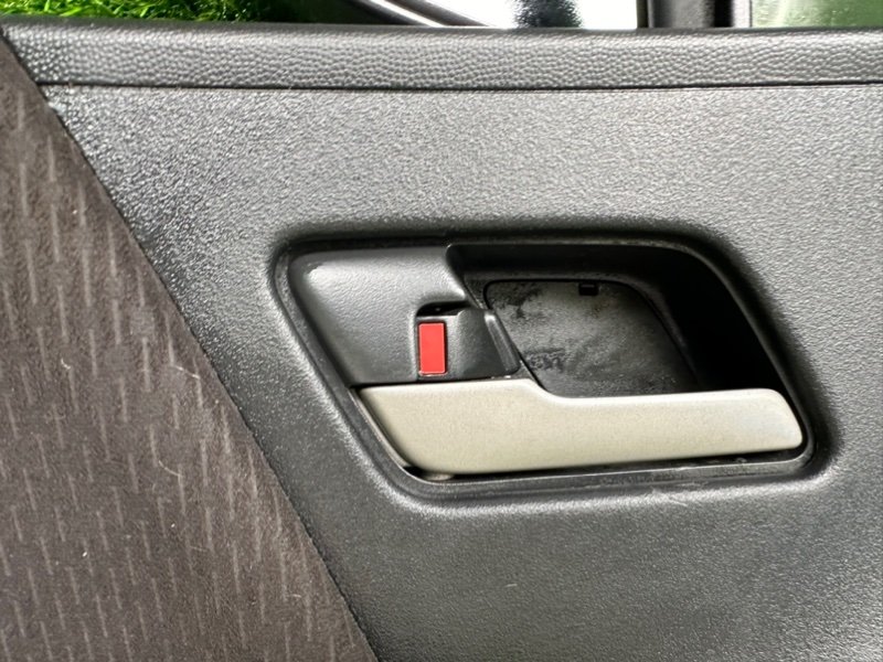 Ручка двери внутренняя Honda Freed GB3 передняя левая (б/у)