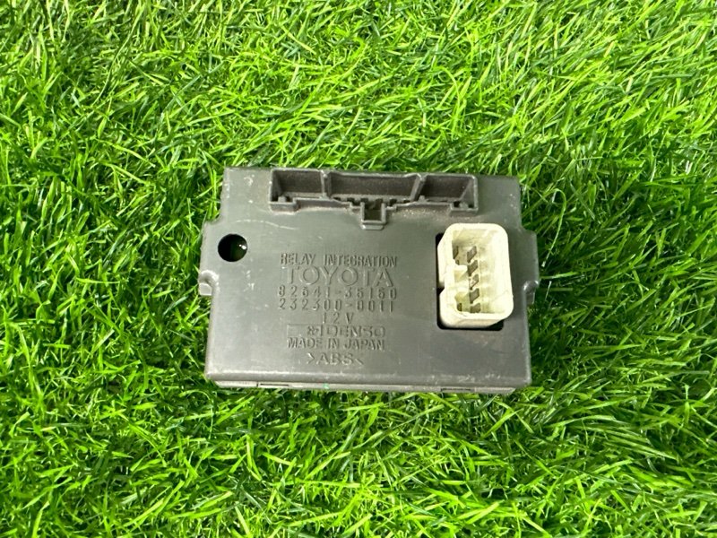 Блок комфорта TOYOTA HILUX SURF KZN185 (б/у)