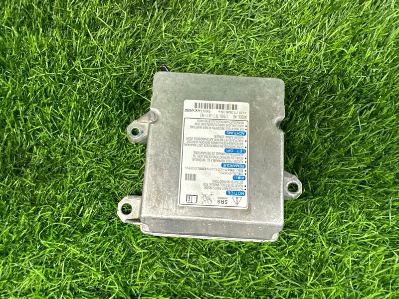 Блок управления Airbag HONDA FIT SHUTTLE GP2 (б/у)