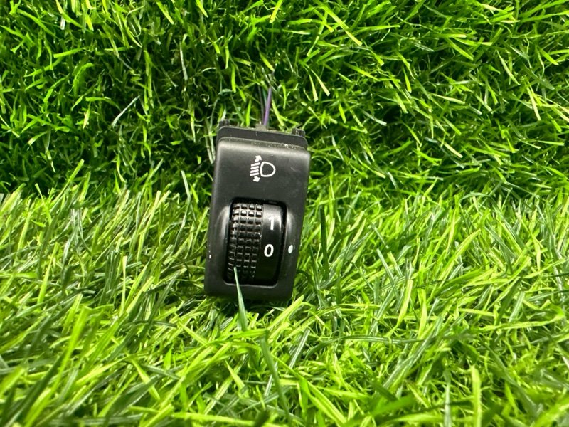 Кнопка регулировки фар Nissan NV200 M20 HR16DE 2010 (б/у)