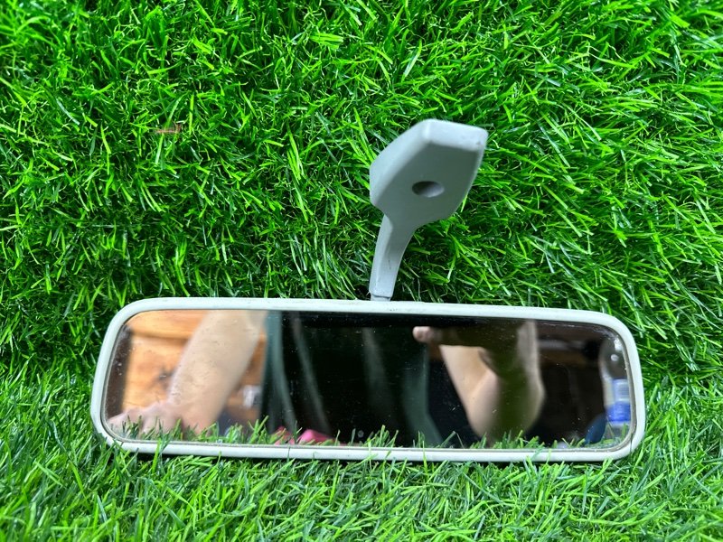 Зеркало салона Nissan NV200 M20 HR16DE 2010 (б/у)