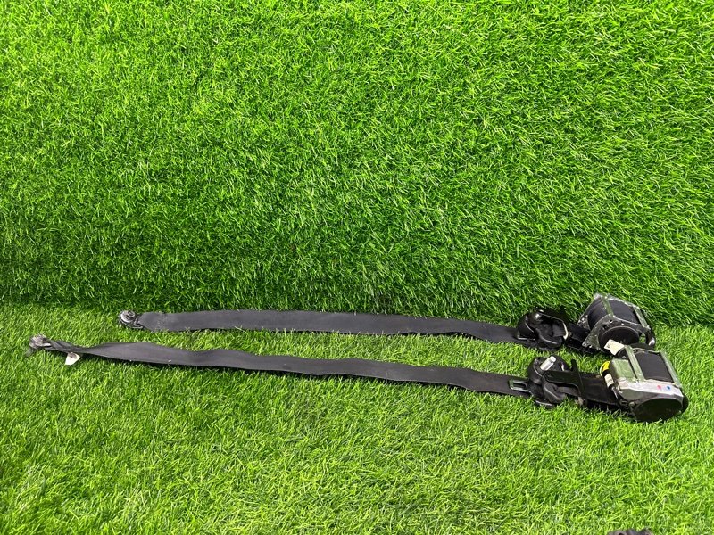 Ремень безопасности ПАРА левый/правый Nissan NV200 M20 HR16DE 2010 передний (б/у)