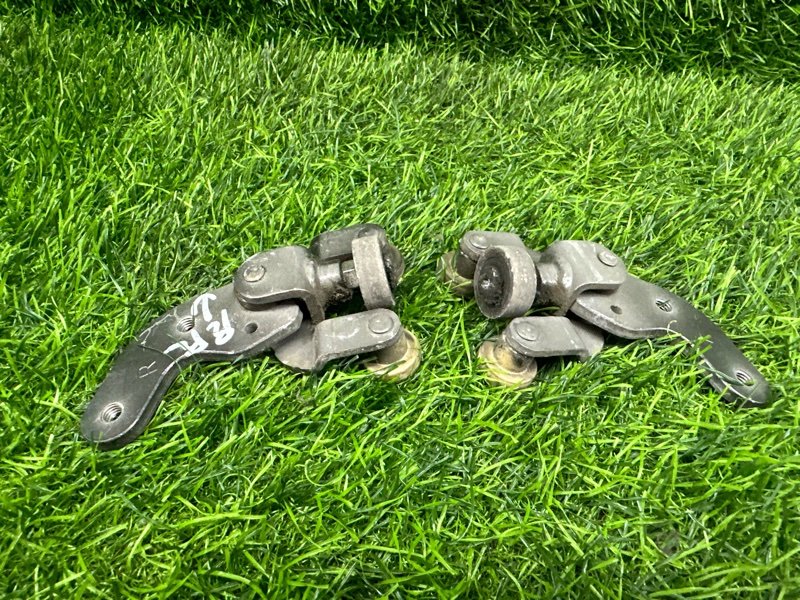 Ролик раздвижной двери лево/право TOYOTA SIENTA NCP81 1NZ-FE 2007 задний (б/у)