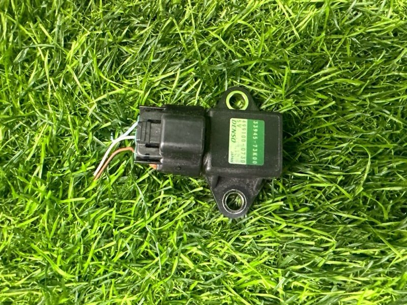 Датчик замедления Suzuki Hustler MR31S R06A 2014 (б/у)