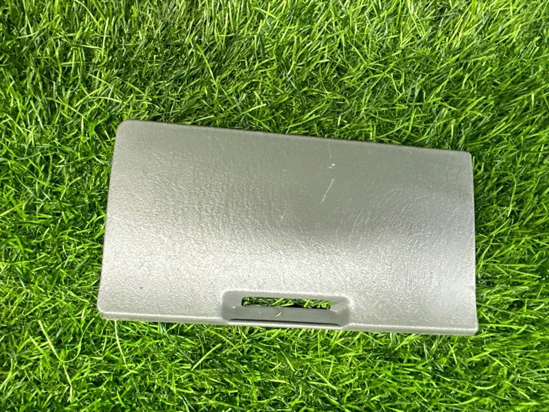 Крышка блока предохранителей MITSUBISHI FUSO CANTER FD50A (б/у)