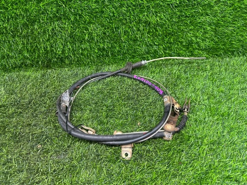 Тросик ручника Toyota Hilux Surf KDJ90 KDJ90W KDJ95 KDJ95W KZJ90 KZJ90W KZJ95 KZJ95W LJ90 LJ95 RZJ90 RZJ90W RZJ95 RZJ95W VZJ90 (б/у)