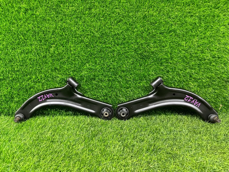 Рычаги ПАРА ЛЕВЫЙ/ПРАВЫЙ NISSAN AD Y12 передние (б/у)