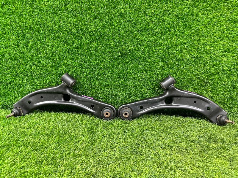 Рычаги ПАРА ЛЕВЫЙ/ПРАВЫЙ SUZUKI SOLIO MA15S передние (б/у)