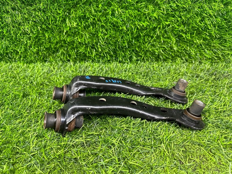 Рычаг NISSAN TIIDA C11 передний правый (б/у)