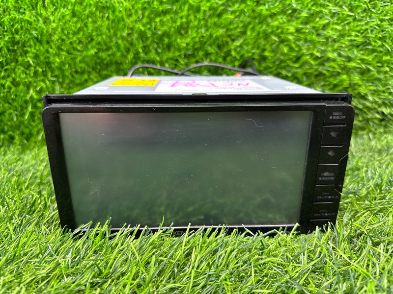 Магнитола TOYOTA SIENTA NCP81 (б/у)