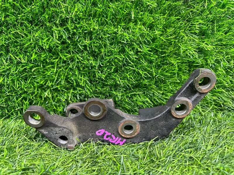 Кронштейн опоры двигателя NISSAN SERENA C26 MR20 (б/у)