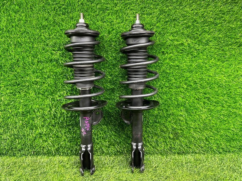 Стойки ПАРА Лево/Право TOYOTA AQUA NHP10 1NZFXE передние (б/у)