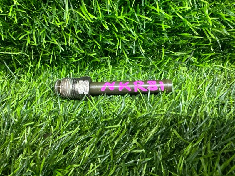 Трубка ГУР ISUZU ELF NKR81 (б/у)