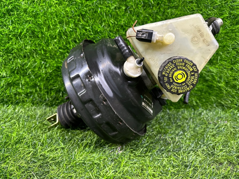 Вакумный усилитель тормозов Mercedes-Benz C-сlass W204 (б/у)