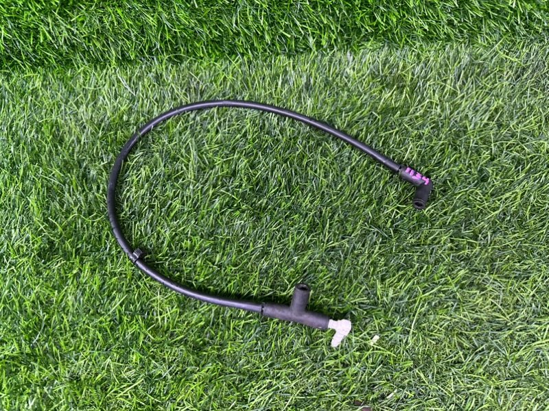 Шланг омывателя Honda Fit GP5 GK3 передний (б/у)