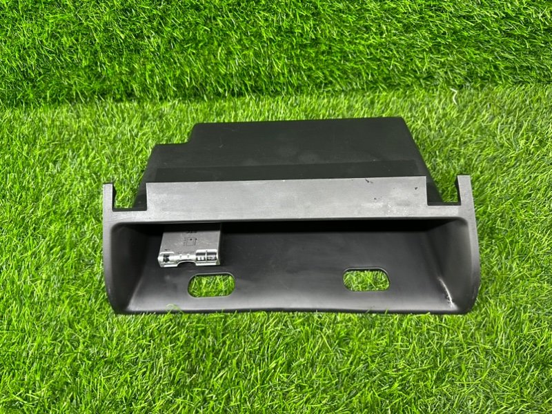 Бардачок Honda Fit GD1/GD3 левый (б/у)