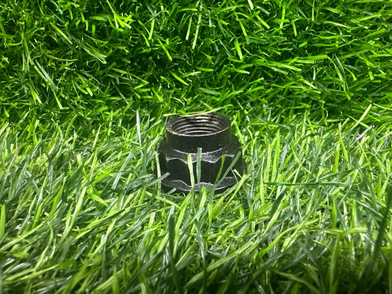 Гайка ступицы TOYOTA ALPHARD ANH20 передняя левая (б/у)