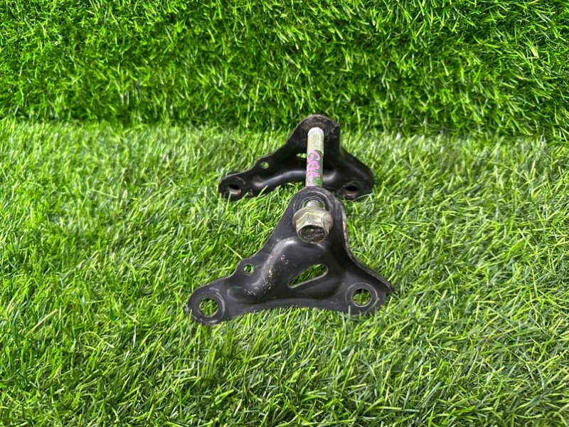 Кронштейн опоры двигателя Honda Fit GD1/GD3 (б/у)