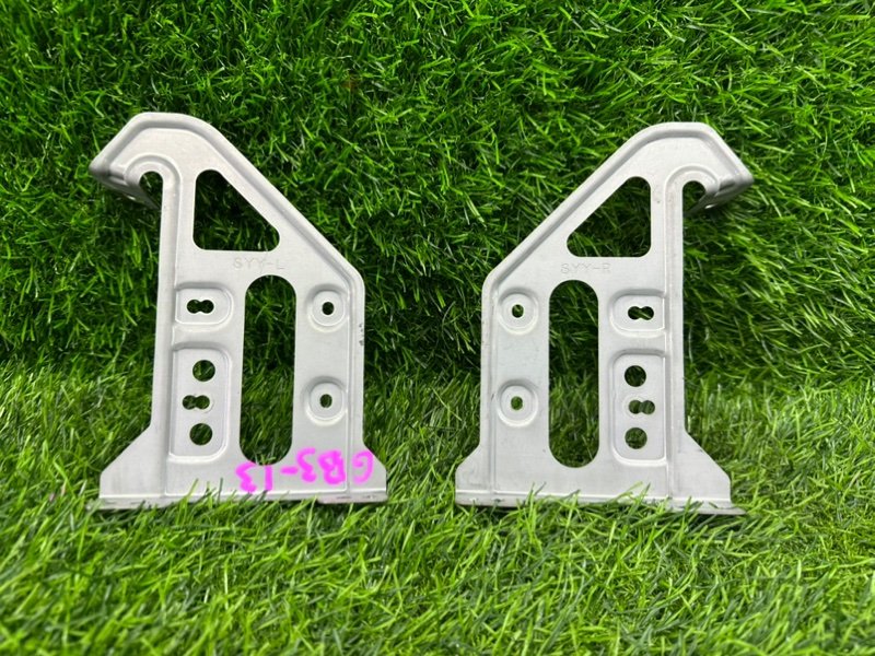 Крепление магнитолы комплект Honda FREED GB3 L15A 2012 (б/у)