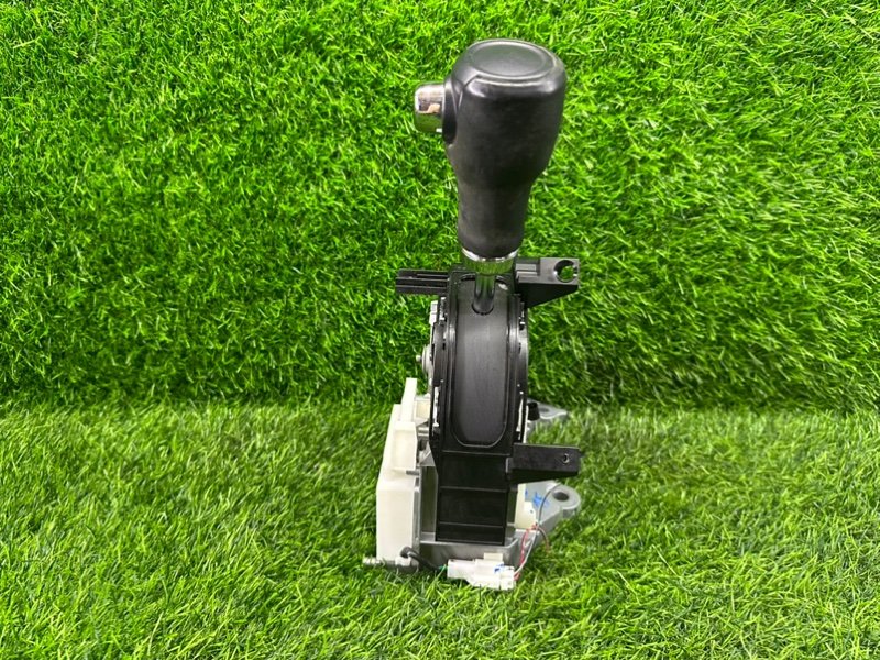 Селектор АКПП MITSUBISHI DELICA D:5 CV2W (б/у)