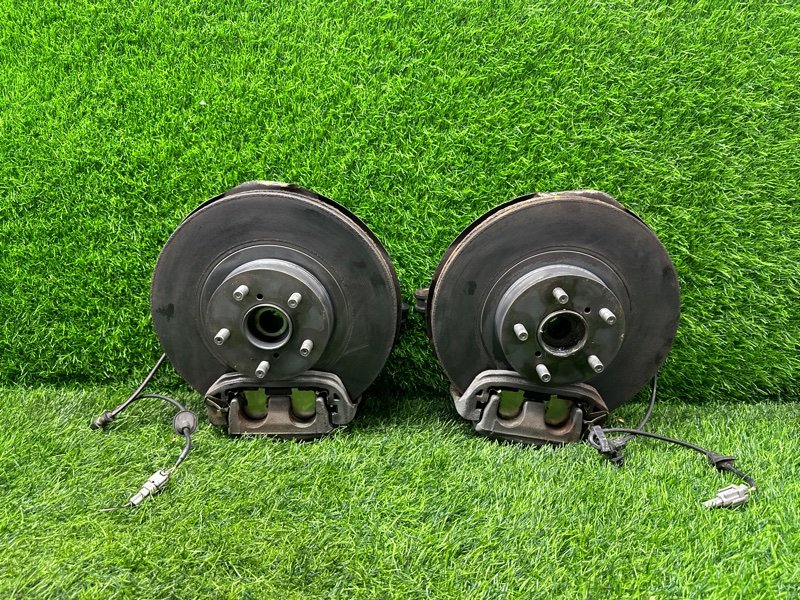 Ступицы ПАРА Лево/Право Subaru Legacy BR9 передние (б/у)