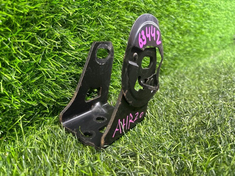 Кронштейн опоры двигателя TOYOTA ESTIMA AHR20 2AZFXE задний (б/у)