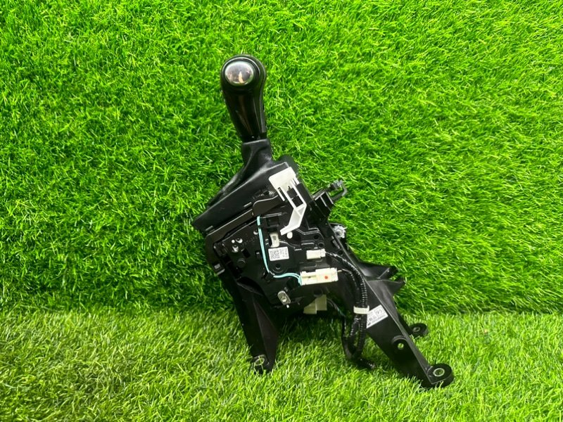 Селектор АКПП Honda Vezel RU2 (б/у)