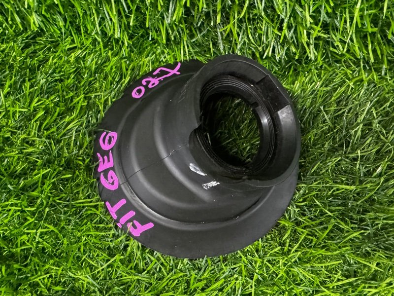 Пыльник рулевой колонки Honda Fit GE6 (б/у)