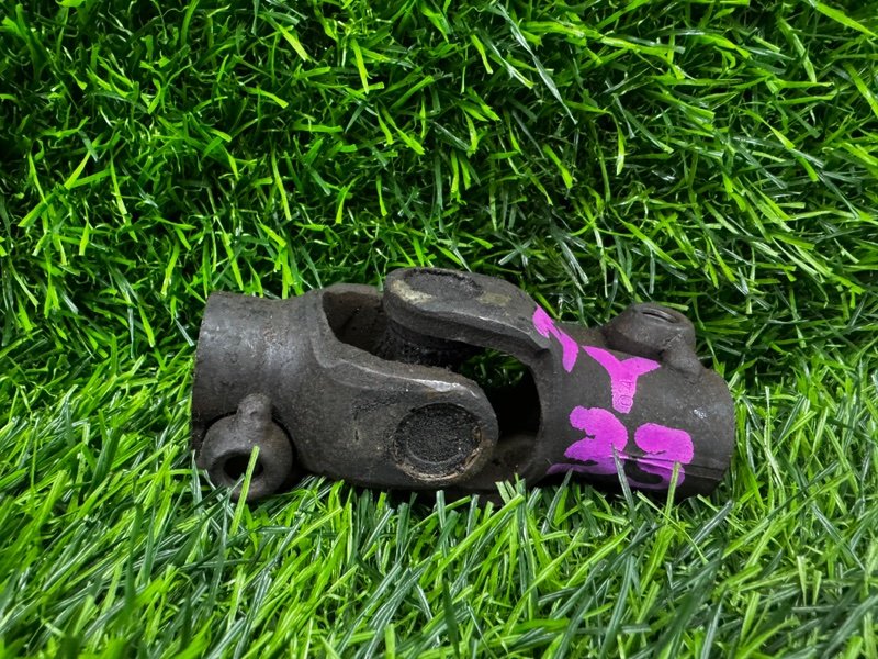 Рулевой карданчик NISSAN CEDRIC ENY33 HBY33 HY33 MY33 PY33 PY33E UY33 Y33 JENY33 JHBY33 JHY33 JMY33 JPY33 JY33 (б/у)