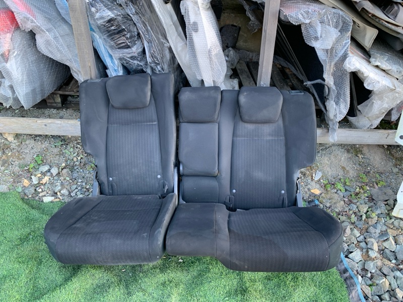 Сидения ПАРА лево/право Honda Vezel RU3 L15B 2013 задняя (б/у)