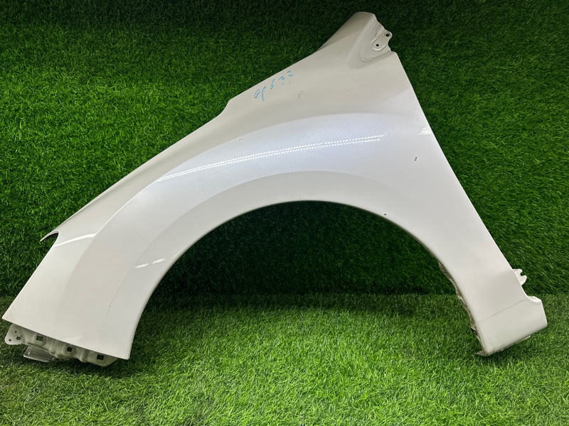 Крыло Subaru Impreza GP6 переднее левое (б/у)