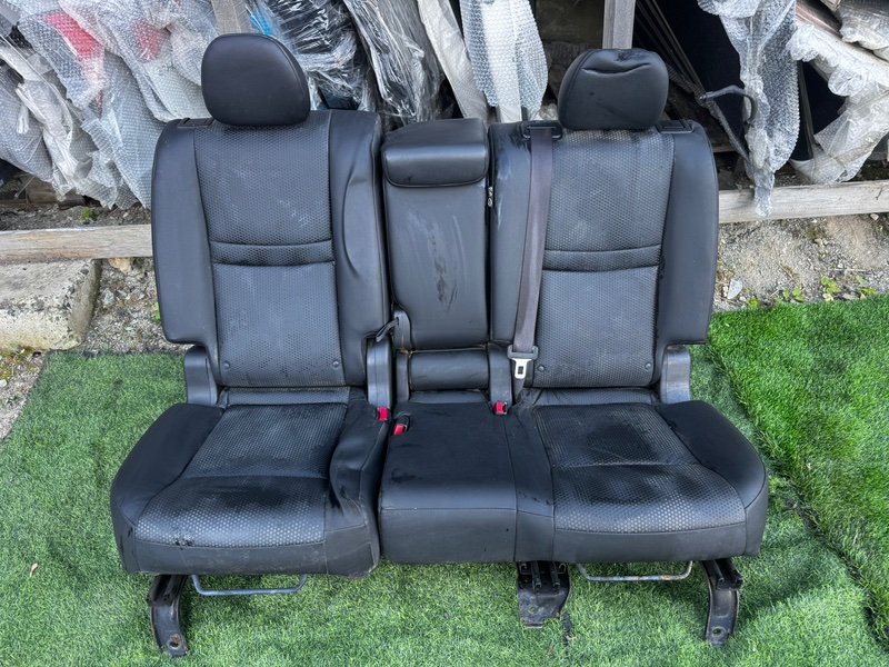 Сидение Nissan X-TRAIL NT32 заднее (б/у)