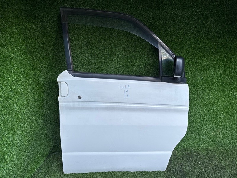 Дверь MAZDA BONGO FRIENDEE SGLR WLT передняя правая (б/у)