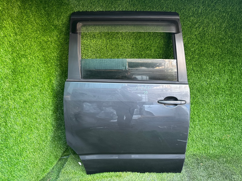 Дверь TOYOTA Voxy AZR60 1AZFSE 2005 задняя правая (б/у)