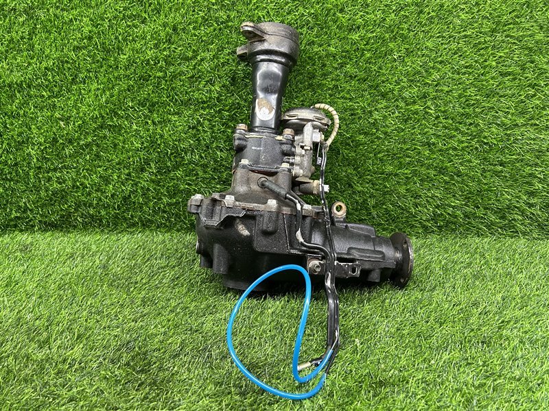 Редуктор Toyota Hilux Surf KDN185 KDN185W KZN185 KZN185G KZN185W RZN180 RZN180W RZN185 RZN185W VZN180 VZN180W VZN185 VZN185W (б/у)