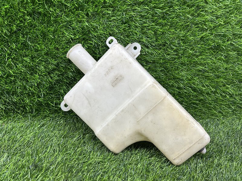 Расширительный бачок Toyota Land Cruiser UZJ100 2UZFE (б/у)