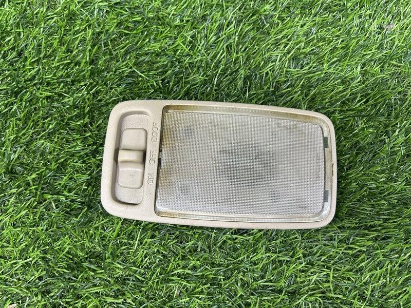 Светильник салона Toyota Land Cruiser UZJ100/FZJ100/HDJ101 1HDFTE задний (б/у)