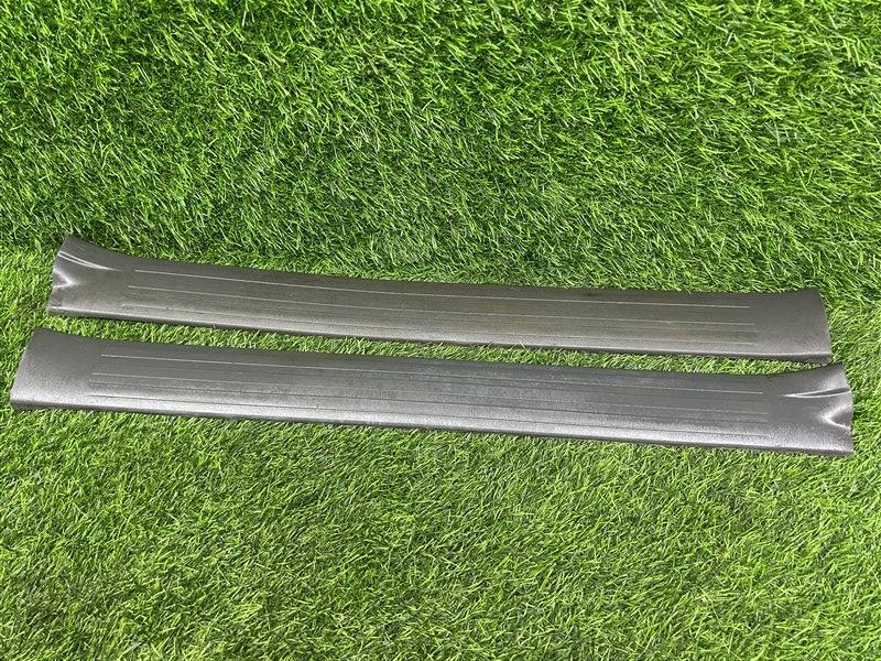 Порожек салона лево/право Toyota Land Cruiser Prado VZJ120 GRJ120 GRJ120W GRJ121 GRJ121W KDJ120 KDJ120W KDJ121 KDJ121W (б/у)