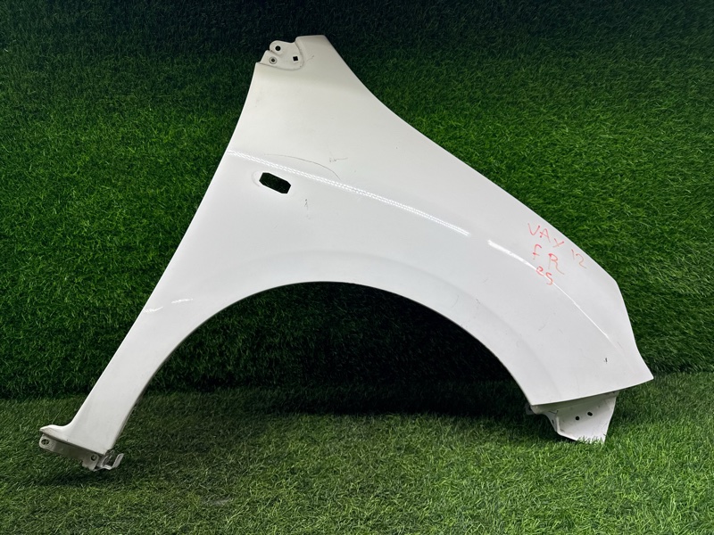 Крыло Nissan AD VAY12 переднее правое (б/у)