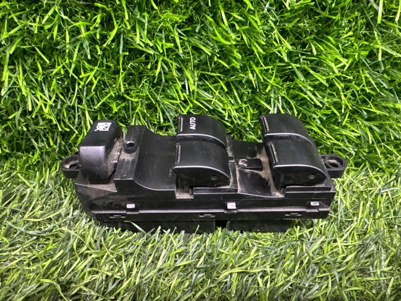 Пианино Suzuki Solio MA15S переднее правое (б/у)