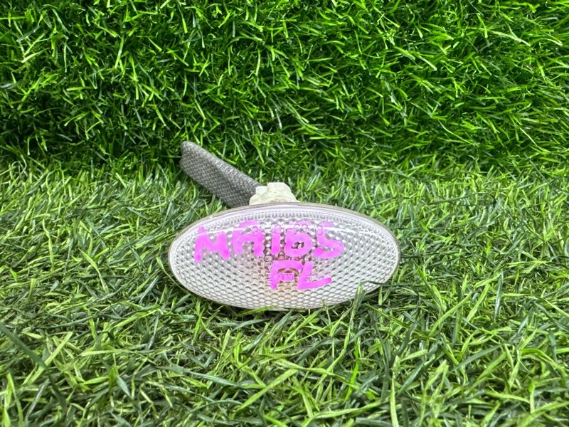 Поворотник в крыло лево/право Suzuki Solio MA15S передний левый (б/у)