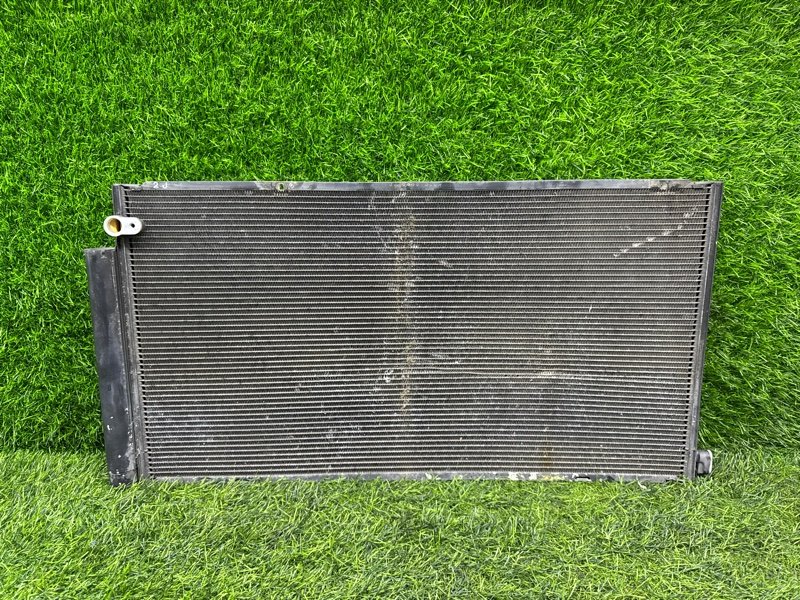 Радиатор кондиционера Toyota Sienta NCP81 1NZ-FE 2007 (б/у)