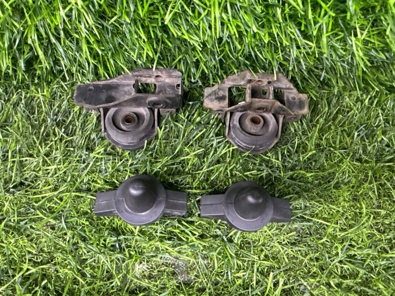 Крепление радиатора кондиционера Toyota Sienta NCP81 1NZ-FE 2007 (б/у)